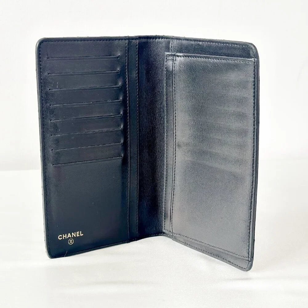 Chanel Black Wallet with Chain - Picture 11 of 16